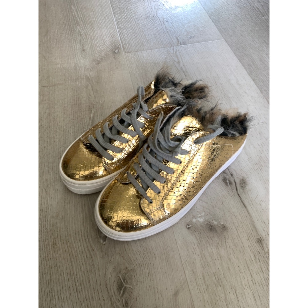 P448 John Gold Snakeskin Faux Fur Leopard Trim Sneakers Womens 36 Low Top